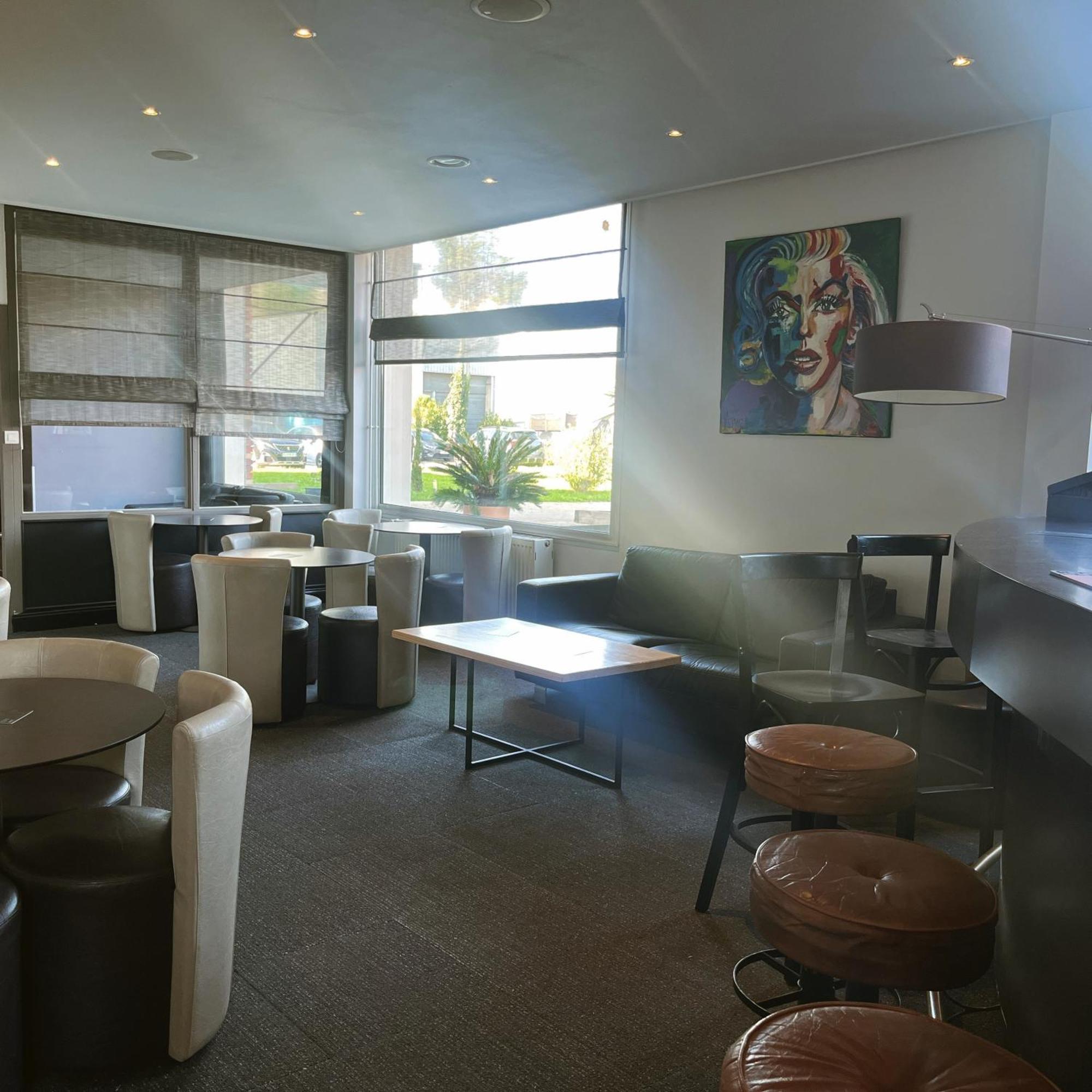 Ambiance Hotel Limas Екстериор снимка