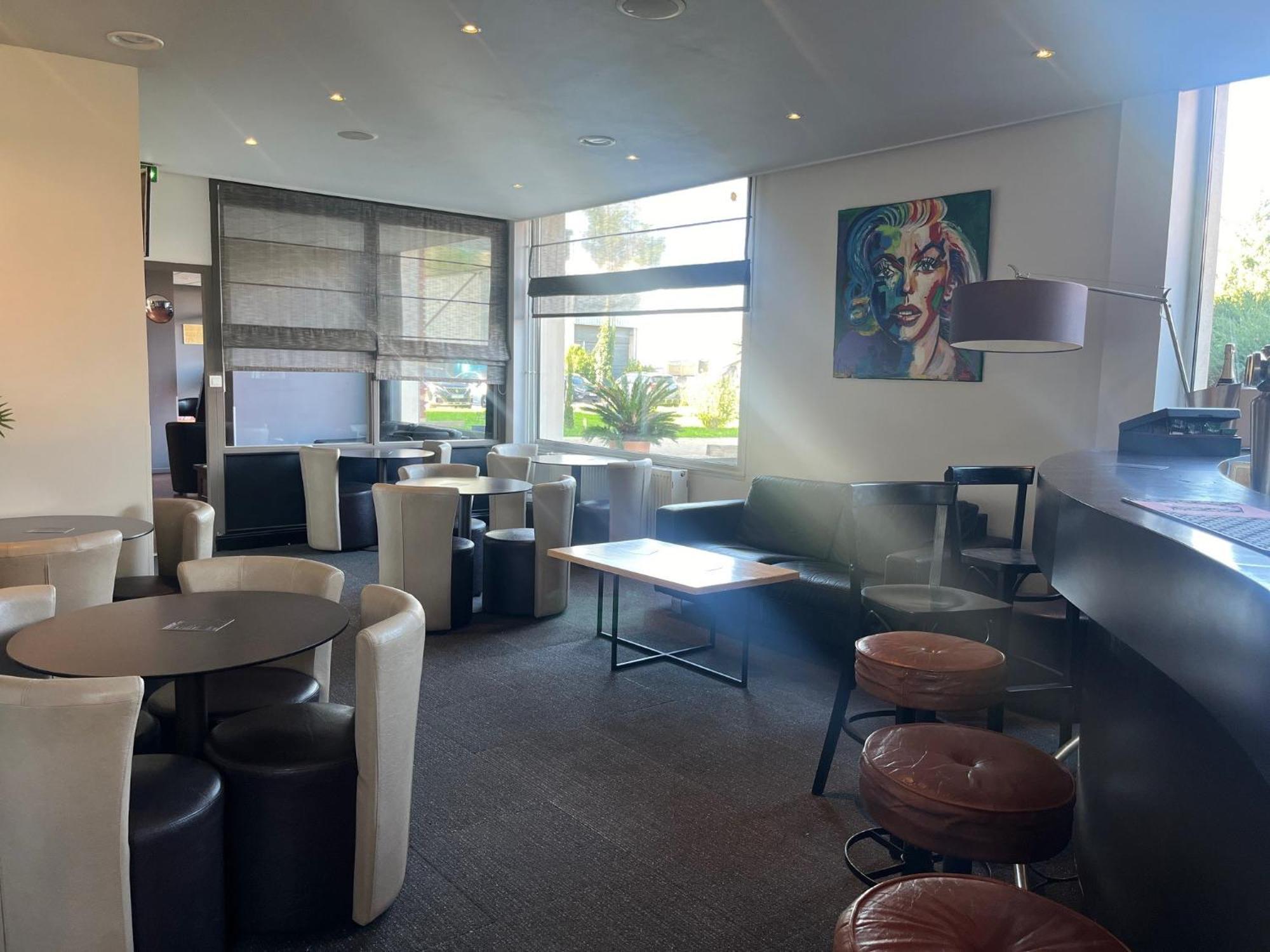 Ambiance Hotel Limas Екстериор снимка